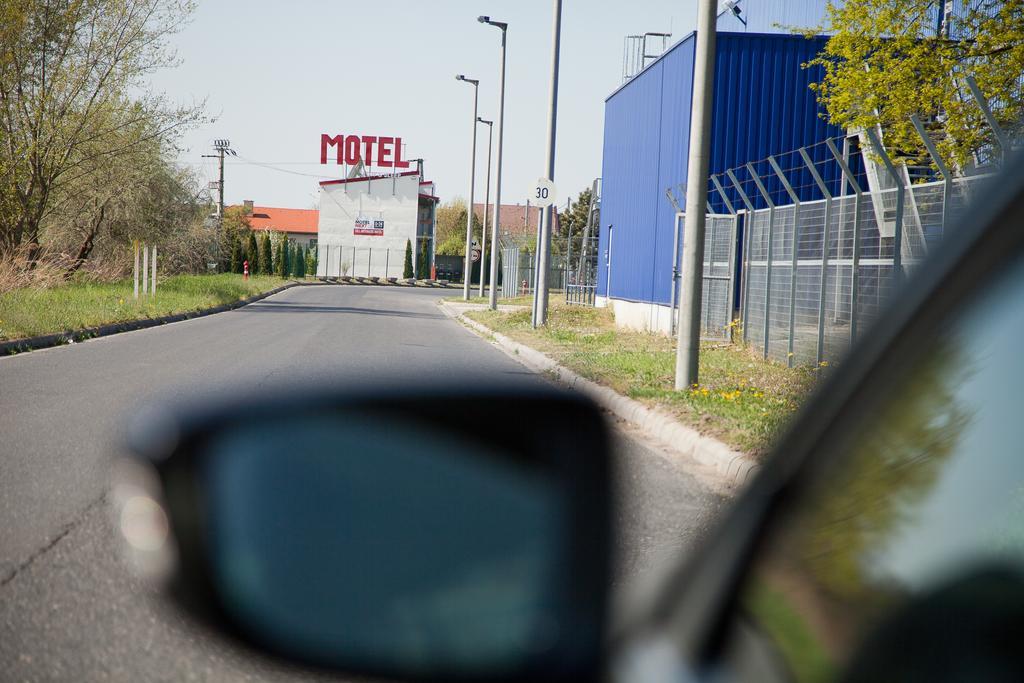 Motel Next Ráb Exteriér fotografie